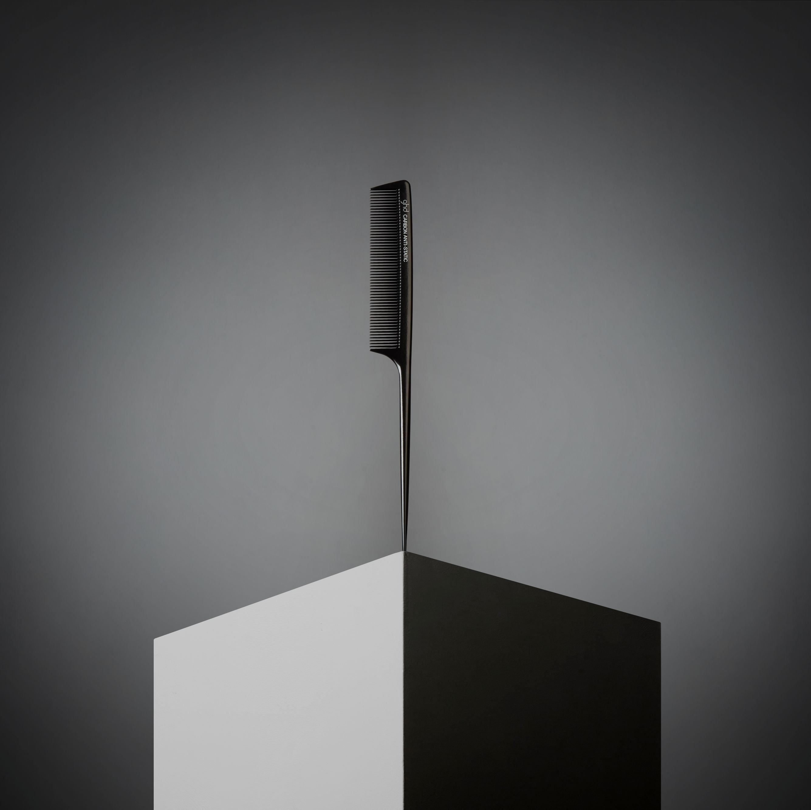 GHD PEIGNE A QUEUE GHD
