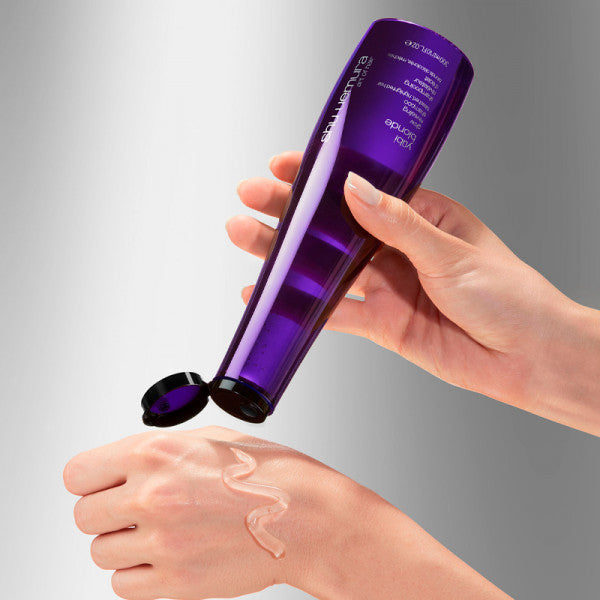 Shu Uemura  - Shampooing  révélateur d'éclat - Cheveux blonds - 200ml SHU UEMURA